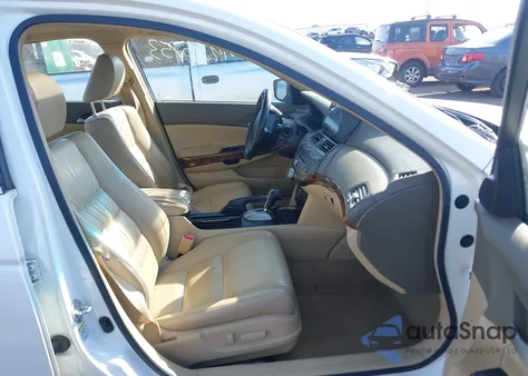 2009 Honda Accord 3.5 Ex-L from USA, damaged, VIN 1HGCP36889A032744